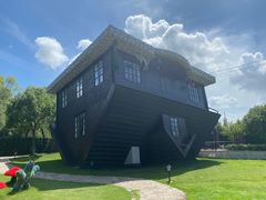 -金山农民画村-枫泾波兰倒置屋