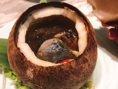 原汁椰子乌鸡功夫炖汤-汤城小厨•粤菜•靓汤(西直门凯德MALL店)