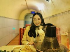 -洞庭洲·防空洞火锅·烧烤·铜锅涮肉(新百广场店)