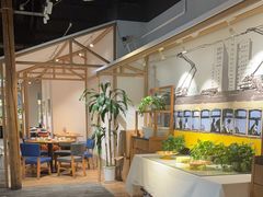 -渝信川菜 · 川味家常菜(财富购物中心店)