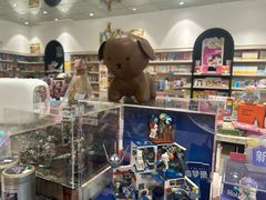 -钟书阁(群光广场店)