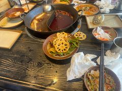 -冯校长老火锅(中联广场店)