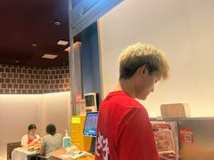-肥肥虾庄·金牌油焖大虾(汉街SKP店)