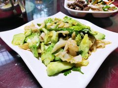 黄瓜拌鸟贝-威海海鲜王(窑头路店)