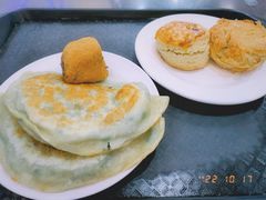 -聚德华天护国寺小吃(甜水园店)