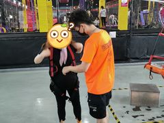 -嘿哟动霸CHUA·新潮玩运动娱乐中心·蹦床滑冰团建乐园