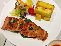 西贡炭烧烤猪颈肉配菠萝-美奈小馆·越南料理(中航城君尚购物中心店)