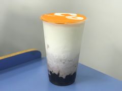 -CoCo都可(湖滨银泰店B区店)