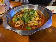 -爆炸头阿姨小四川正宗川味小吃(无任何分店)