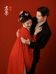 -雪中彩影婚纱摄影·微光艺术中心