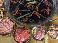 -正南齊北重庆老火锅(光华村直营店)