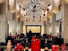-Salon de The de Joel Robuchon(外滩18号店)