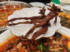 -焱焰鲜锅兔·佳味郑氏·自贡特色菜