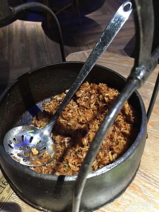 自己人酒楼(cbd店)土家吊锅饭图片