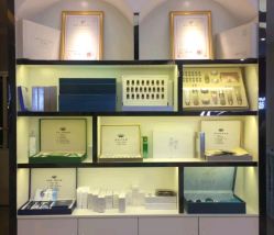 -成都苗方清颜专业祛痘