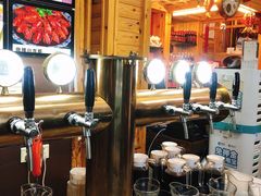 -老东镇啤酒屋海鲜加工·蒸汽海鲜·海鲜烧烤(台东店)