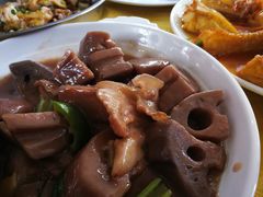 花腩炆莲藕-鹿福农庄(南沙天后宫店)