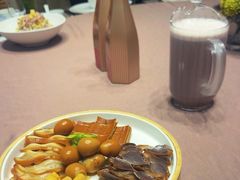 -香山湖家家宴(中山陵店)