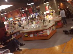-西西弗书店(三峡广场湟恩新纪元购物广场店)