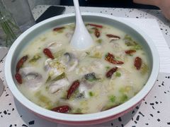 奶酸鱼-大树餐厅(朝阳大悦城店)