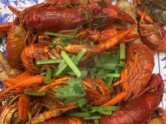 -老东镇啤酒屋海鲜加工·蒸汽海鲜·海鲜烧烤(台东店)