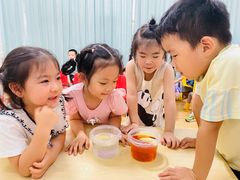 -MuaKids Garden