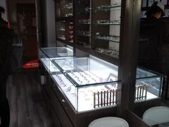 -视野联行眼镜蔡司·依视路官方授权店(顺城店)