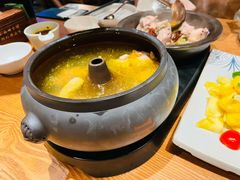 原味汽锅鸡-云海肴云南菜(正大广场店)