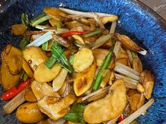 -半山腰·云南菜(侨福芳草地店)