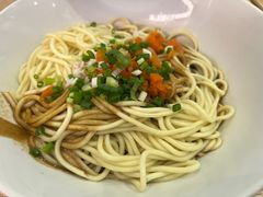 -王拐拐热干面·武汉三鲜豆皮(徐家汇店)