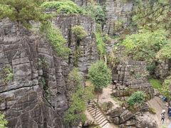 -梭布垭石林景区