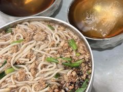 -正宗杨记普洱酸醋米线(总店)