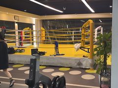 -健变健身俱乐部(前海天虹商场店)