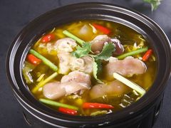 -冒牌富源酸菜猪脚火锅(沐春园店)