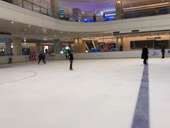 -陈露国际冰上中心(天津嘉里汇店)