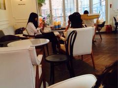 iphone_upload_pic-Cafe de Paris(林荫路店)