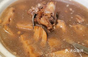 Qintang Lotus Root and Pork Bone Stew