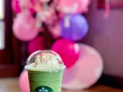 樱绽草莓抹茶星冰乐-星巴克(西湖天地店)