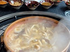 -阿山卓·野生菌火锅·纳西火塘烤肉