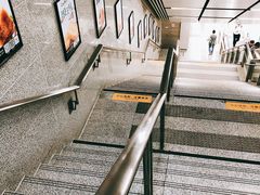 -闸弄口(地铁站)