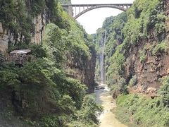 -马岭河峡谷风景区