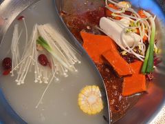 -辣伍鲜毛肚老火锅(元一店)
