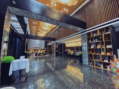 -乔治莫兰迪酒店(济南解放路山东大学店)