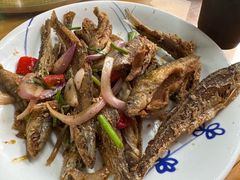 -芦茨金富饭庄·25年老字号·专做稻草鸡