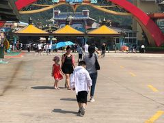 -平湖九龙山乐满地水上乐园