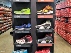 -NIKE上海青浦优选体验店