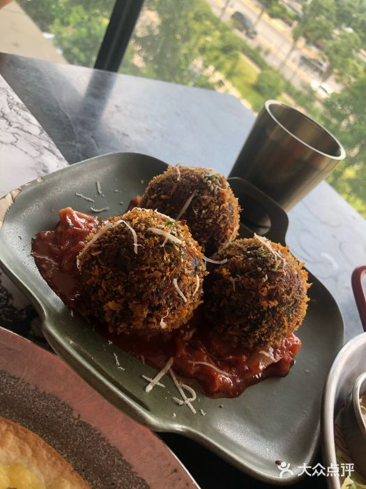 KCOOKING概念韩餐(世茂52+店)墨鱼芝士饭团图片