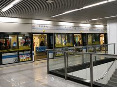 -东方体育中心(地铁站)