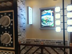 -黑白电视长沙小吃(美林M·LIVE天地东座店)