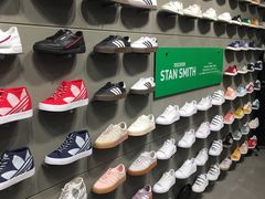 -ABC MART(心斎橋店)